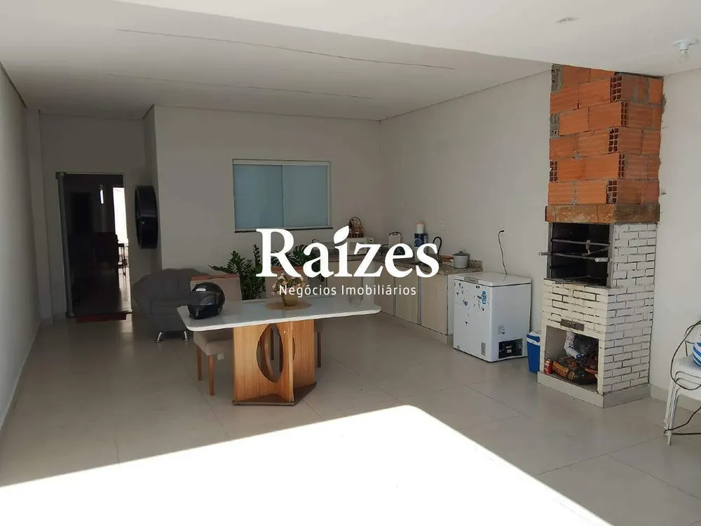 Casa, 3 quartos, 83 m² - Foto 1