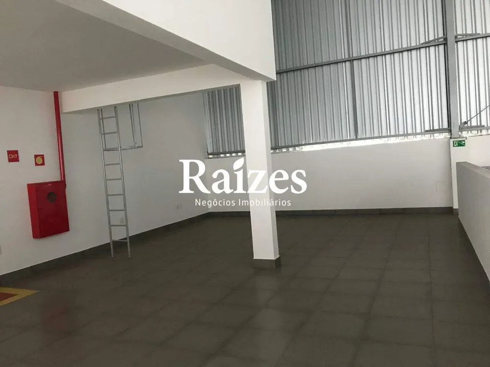 Depósito-Galpão, 1050 m² - Foto 1