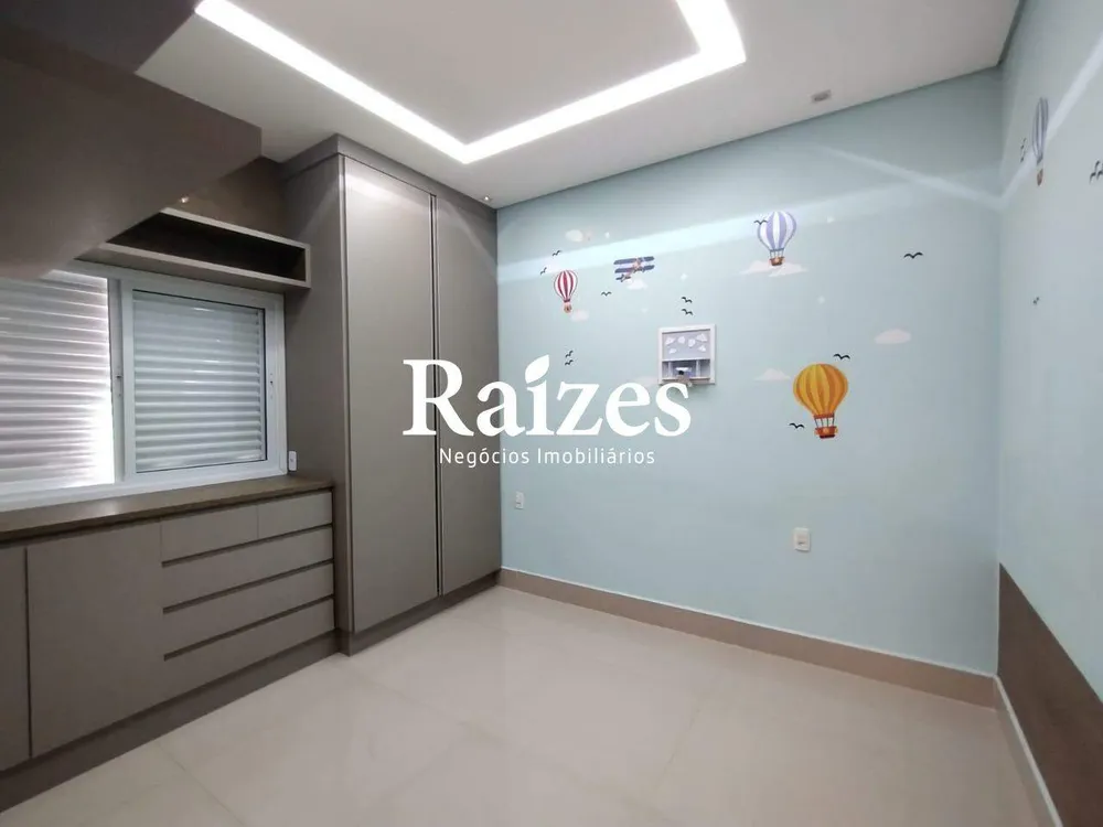 Casa, 3 quartos, 270 m² - Foto 4