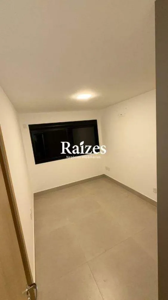Apartamento, 3 quartos, 225 m² - Foto 2