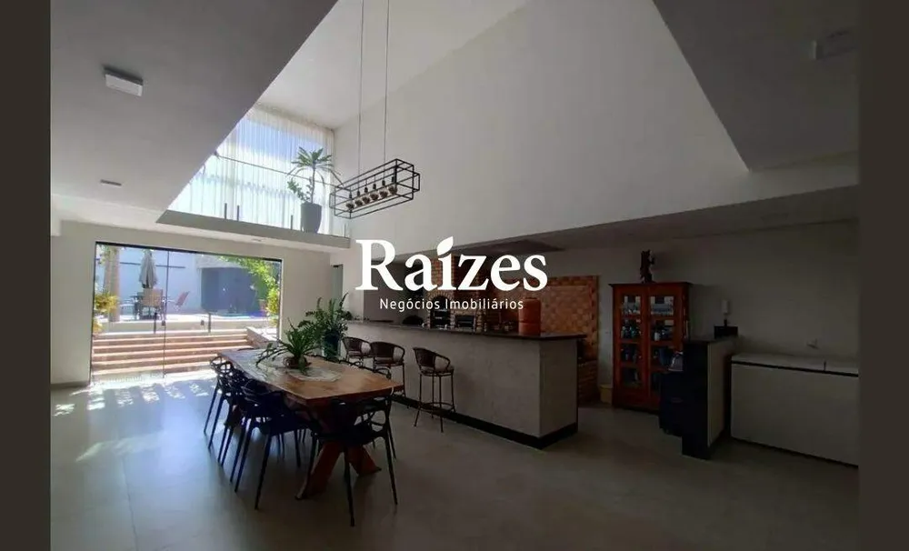 Casa, 4 quartos, 372 m² - Foto 2