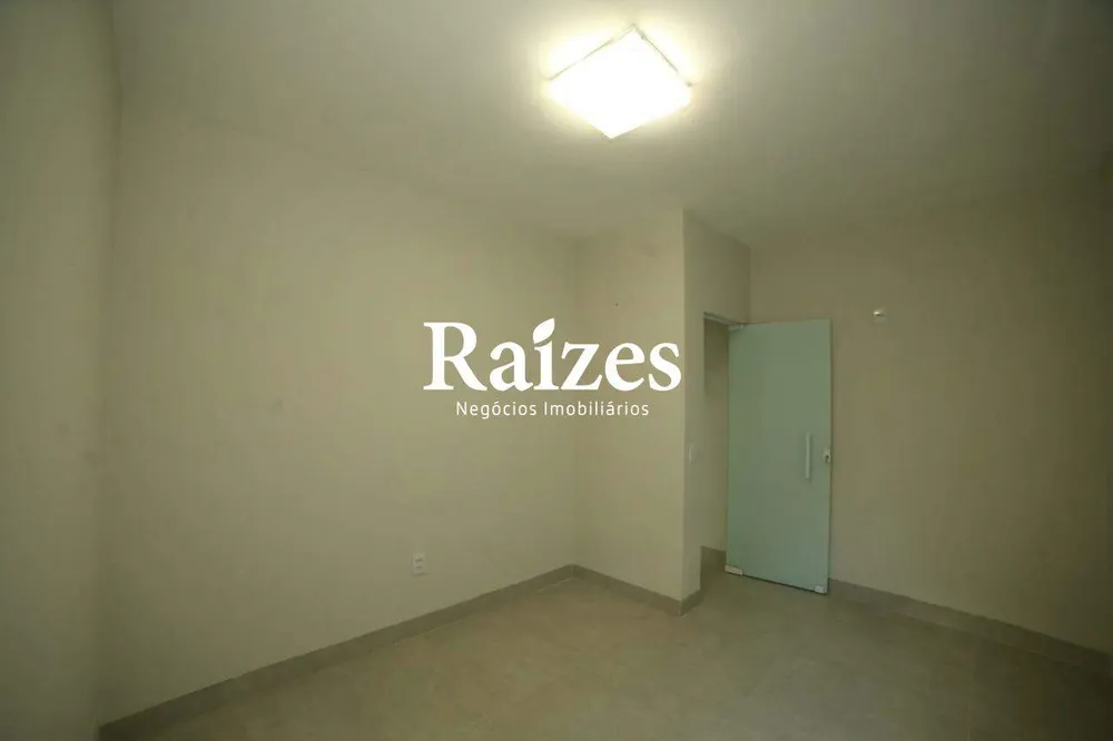 Casa, 3 quartos, 250 m² - Foto 2