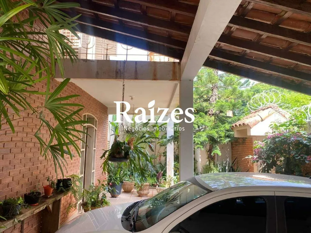 Casa, 7 quartos, 299 m² - Foto 4