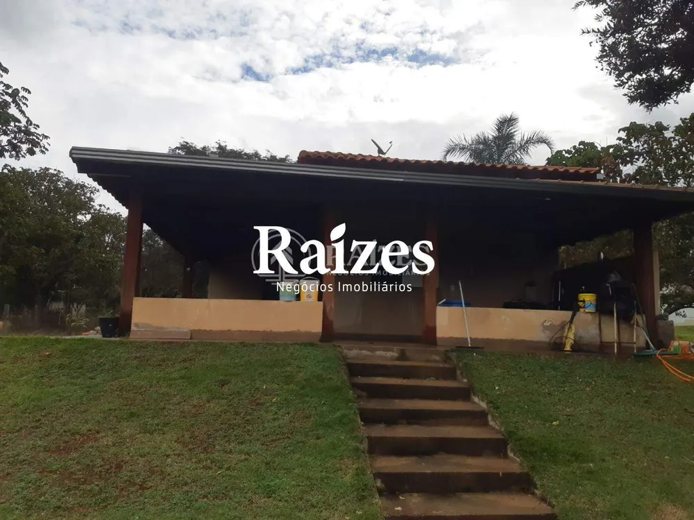 Chácara, 3 quartos, 4934 m² - Foto 2