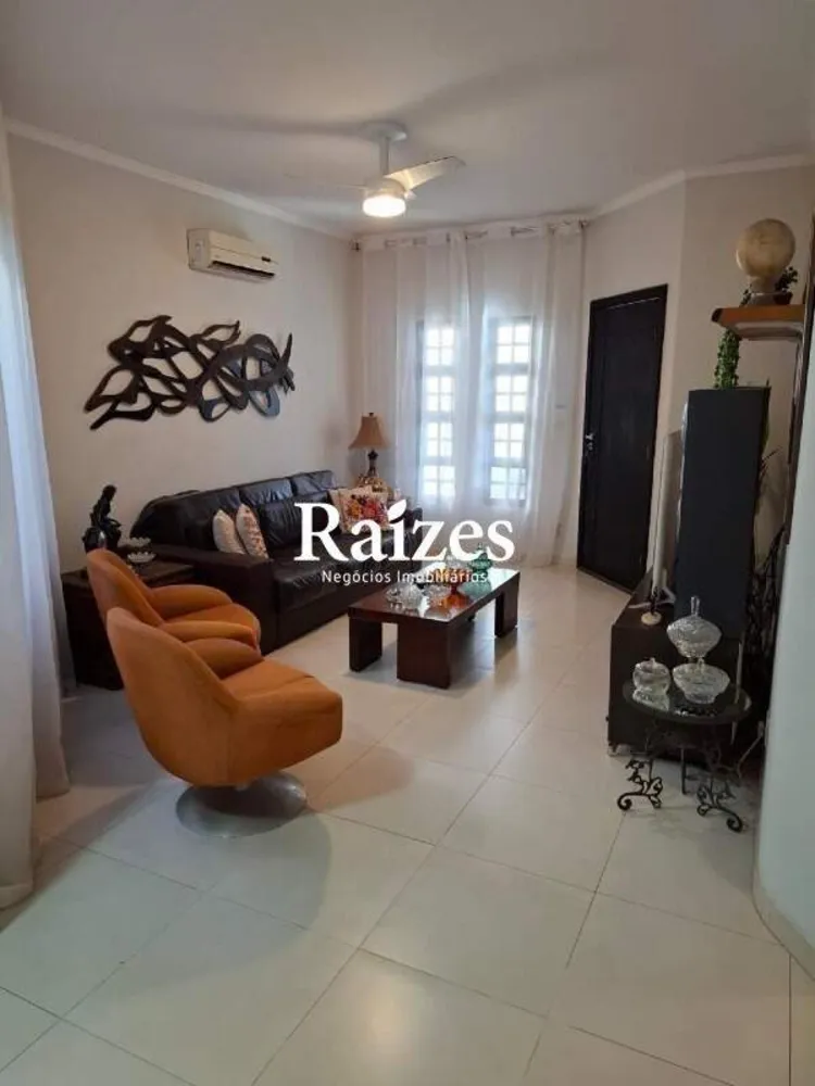 Casa, 3 quartos, 300 m² - Foto 3