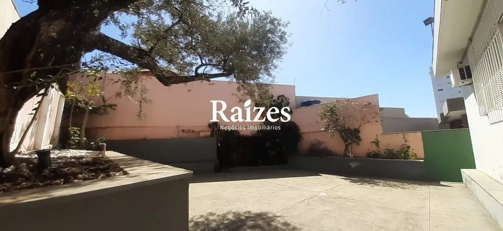 Casa, 3 quartos, 531 m² - Foto 1