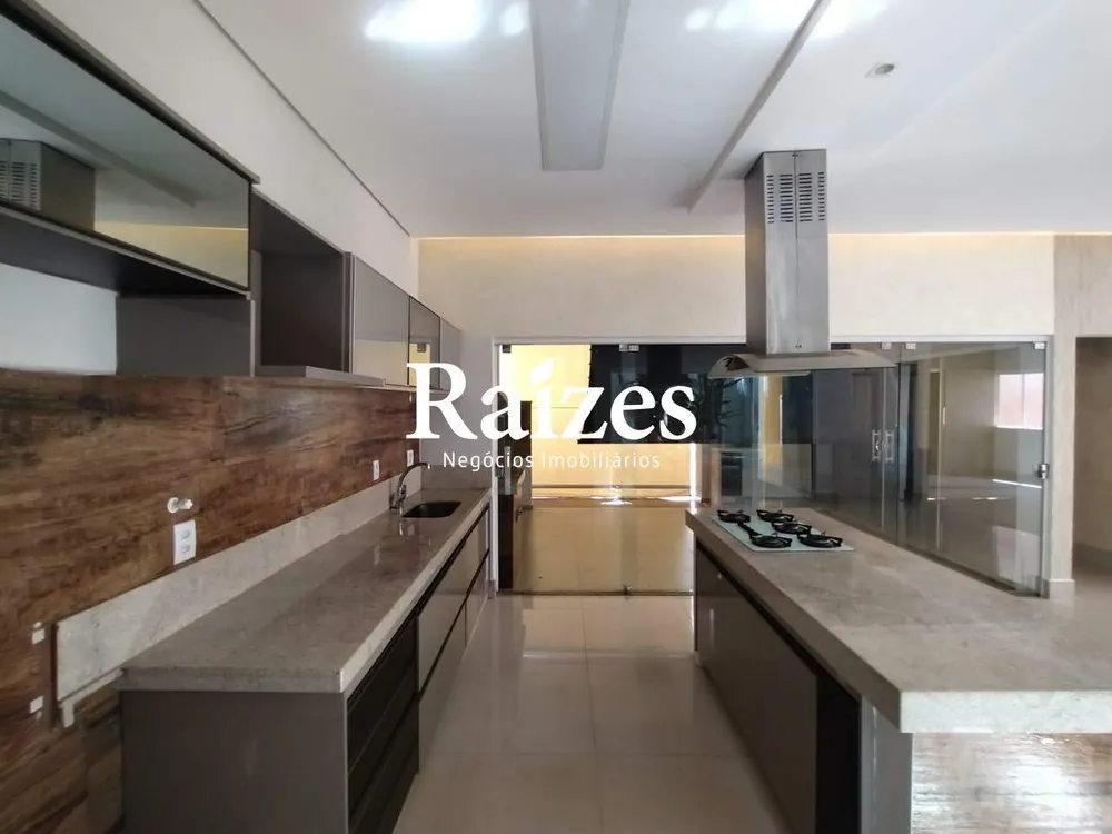 Casa, 3 quartos, 270 m² - Foto 3