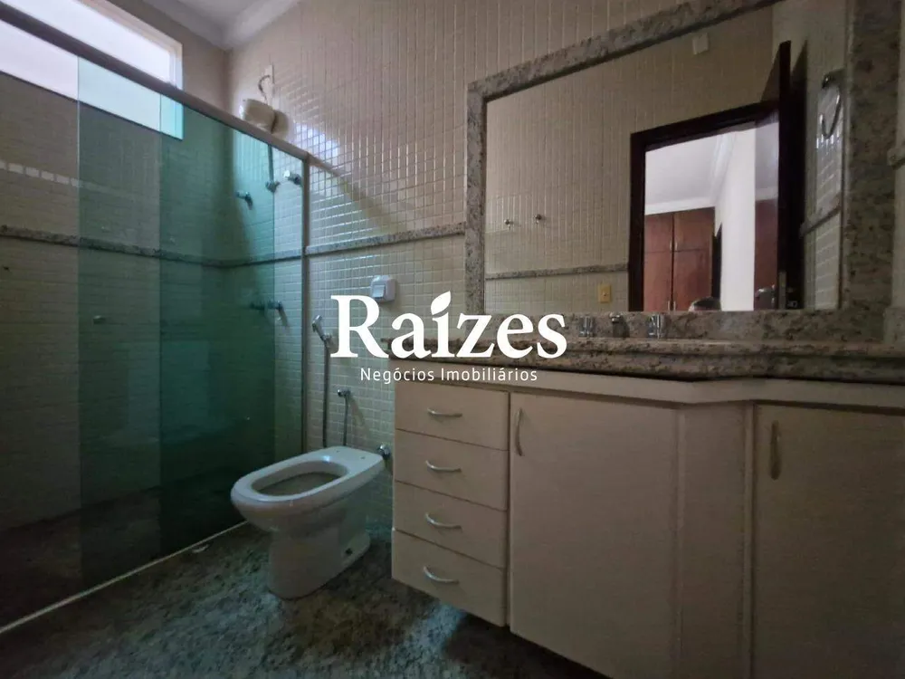 Casa, 4 quartos, 220 m² - Foto 2
