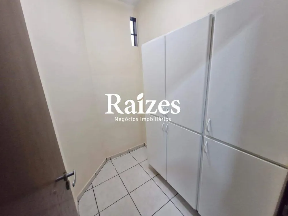 Casa, 4 quartos, 220 m² - Foto 3