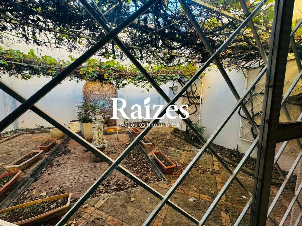 Casa, 8 quartos, 340 m² - Foto 4