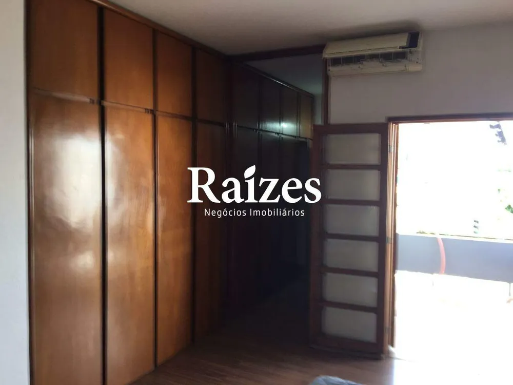 Casa, 3 quartos, 277 m² - Foto 2