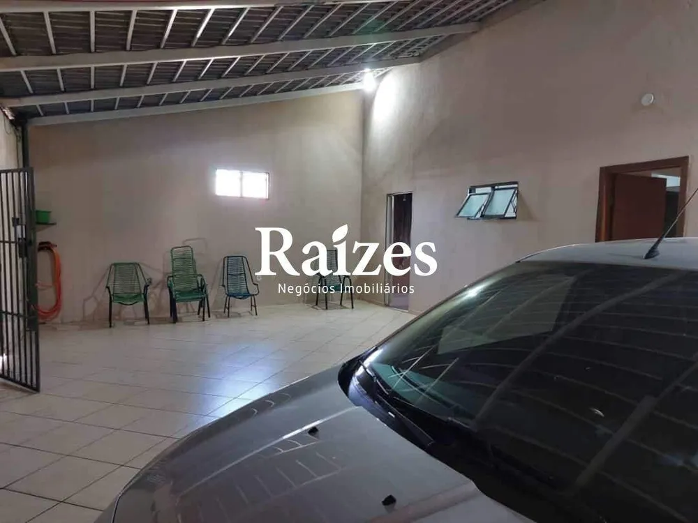Casa, 5 quartos, 225 m² - Foto 2