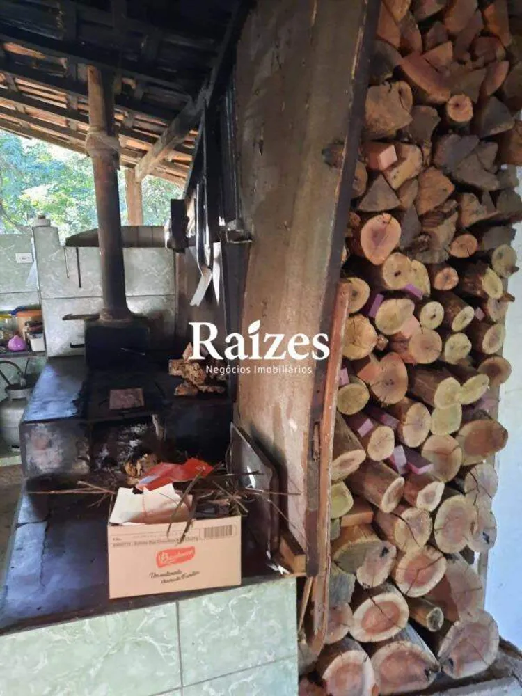 Chácara, 8 quartos, 1100 m² - Foto 4