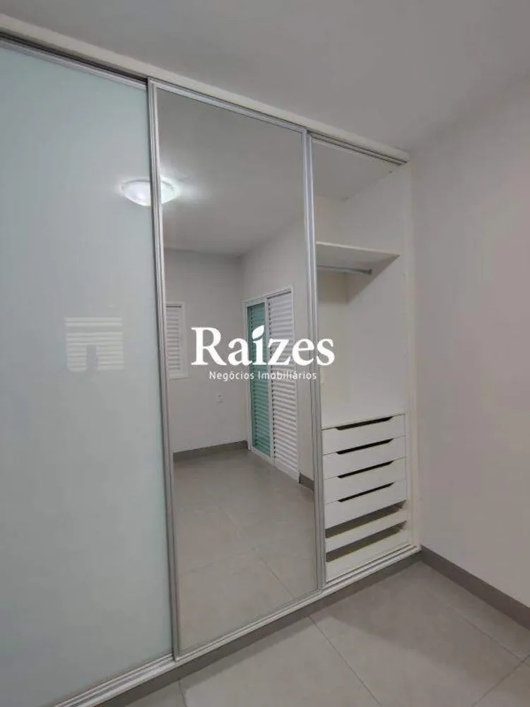 Casa, 3 quartos, 250 m² - Foto 3