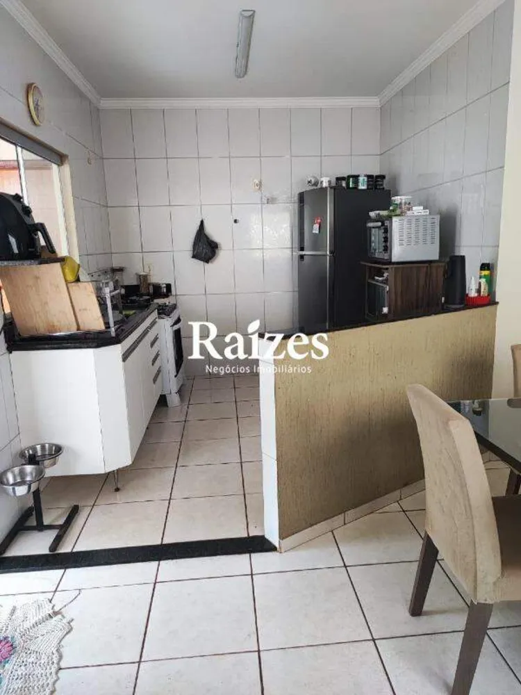 Casa, 2 quartos, 141 m² - Foto 1