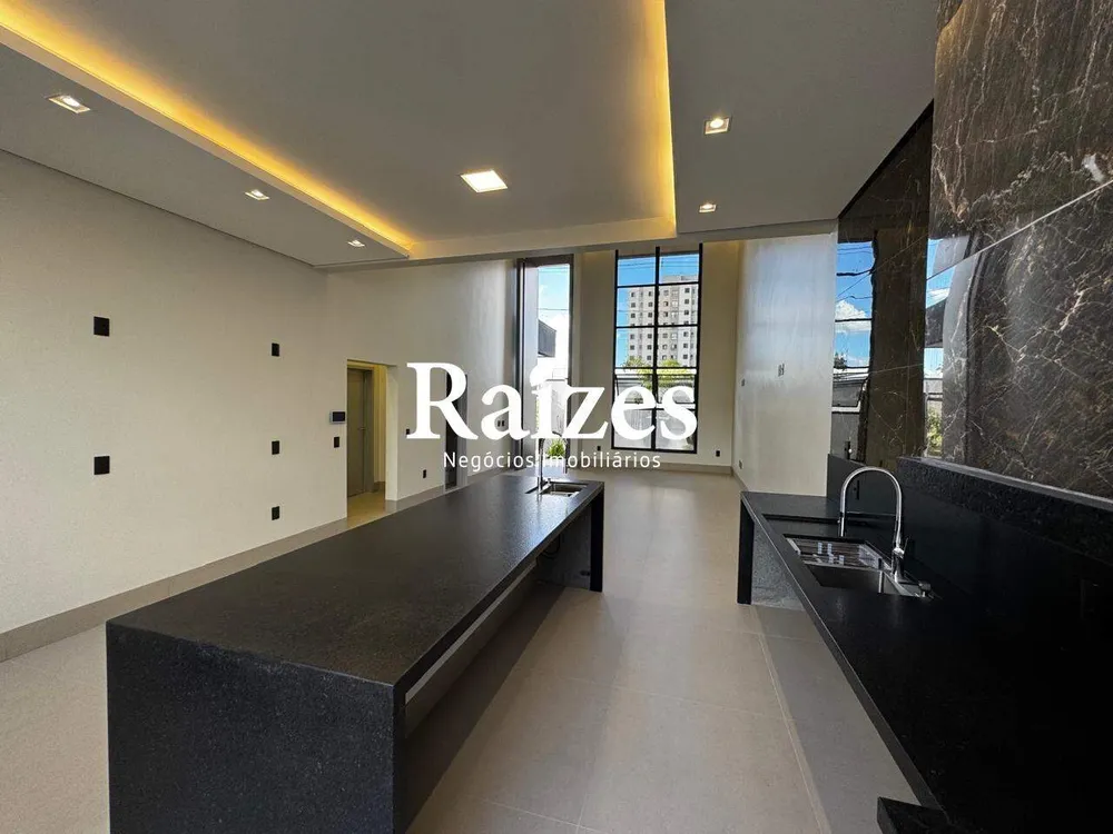 Casa, 3 quartos, 172 m² - Foto 4