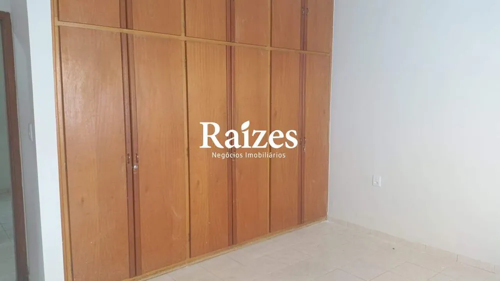 Casa, 3 quartos, 200 m² - Foto 4