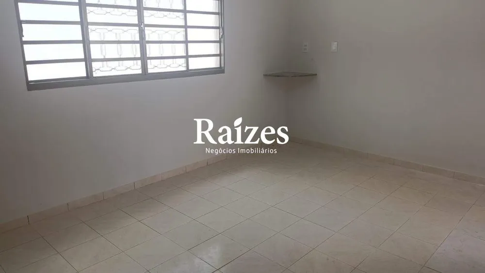 Casa, 3 quartos, 200 m² - Foto 2