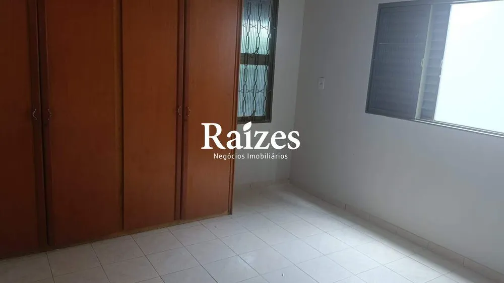 Casa, 3 quartos, 200 m² - Foto 3