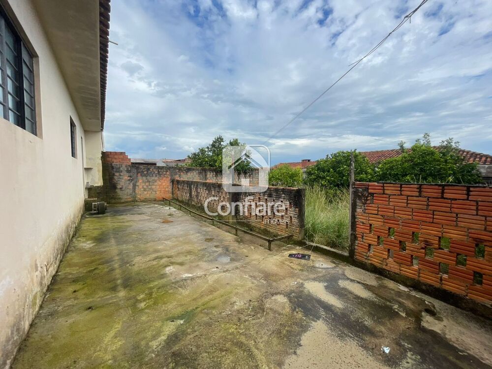 Casa à venda e aluguel com 3 quartos, 100m² - Foto 4