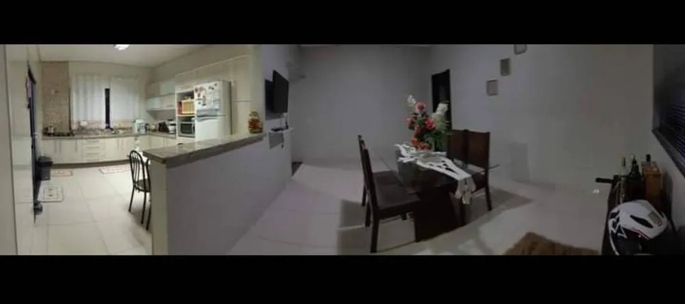 Casa, 4 quartos, 159 m² - Foto 1