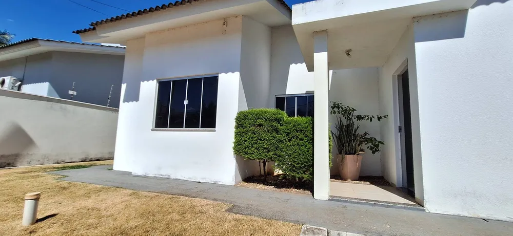 Casa, 3 quartos, 224 m² - Foto 2