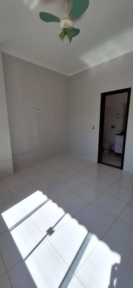 Casa, 3 quartos, 224 m² - Foto 9