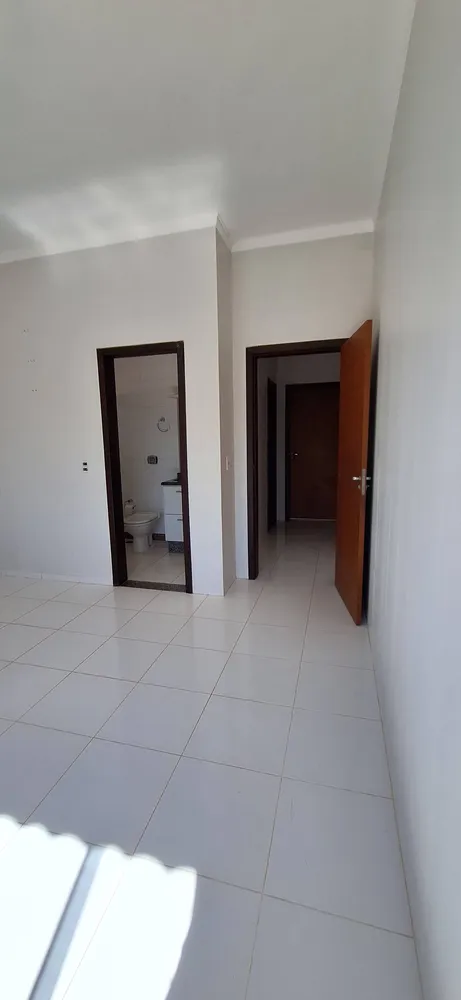 Casa, 3 quartos, 224 m² - Foto 10
