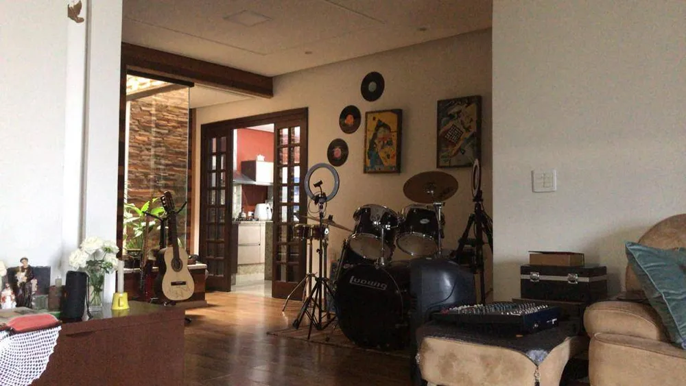 Casa, 3 quartos, 550 m² - Foto 8