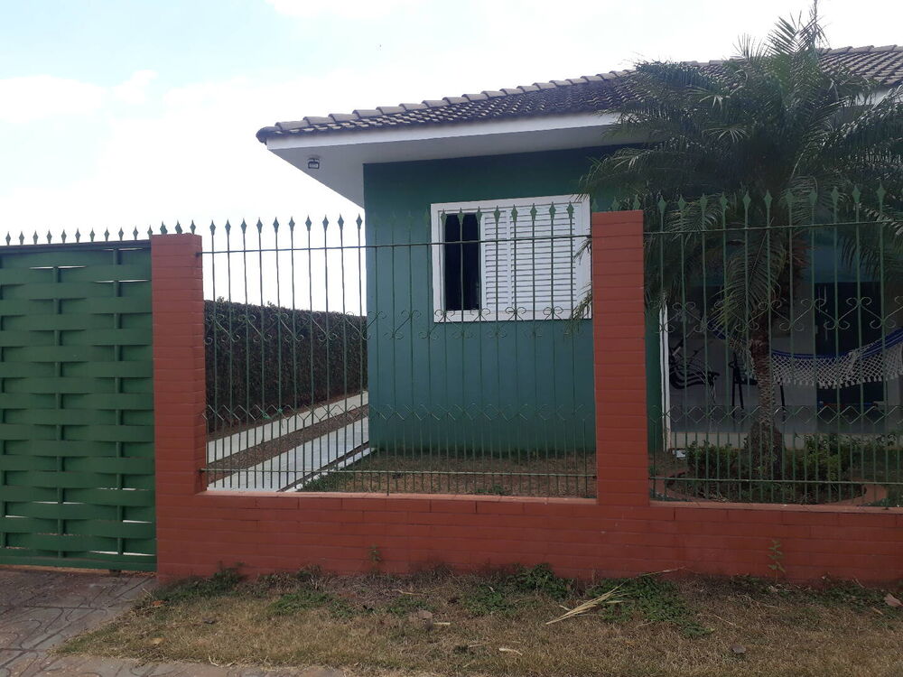 Casa à venda com 2 quartos, 540m² - Foto 1