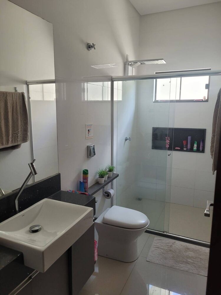 Casa à venda com 3 quartos, 246m² - Foto 3