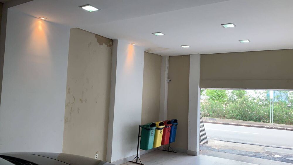 Prédio Inteiro à venda e aluguel, 200m² - Foto 1