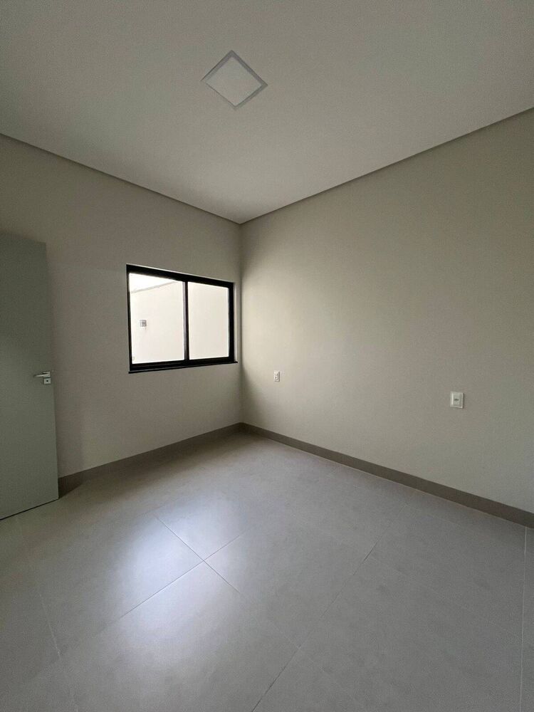 Casa à venda com 2 quartos, 117m² - Foto 3