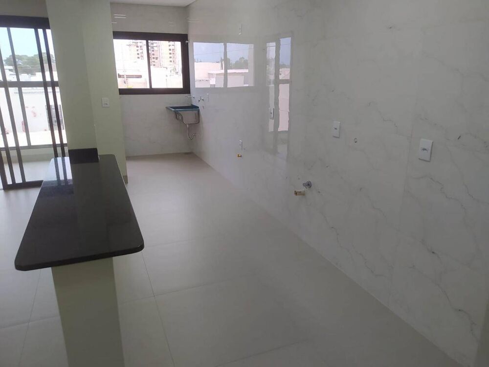 Apartamento à venda com 3 quartos - Foto 4