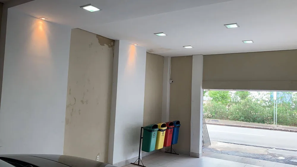 Prédio Inteiro - Foto 1