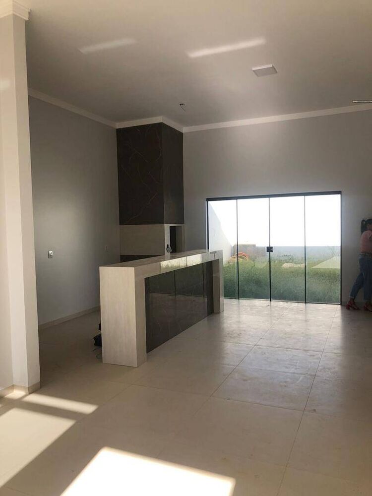 Casa à venda com 3 quartos, 117m² - Foto 3