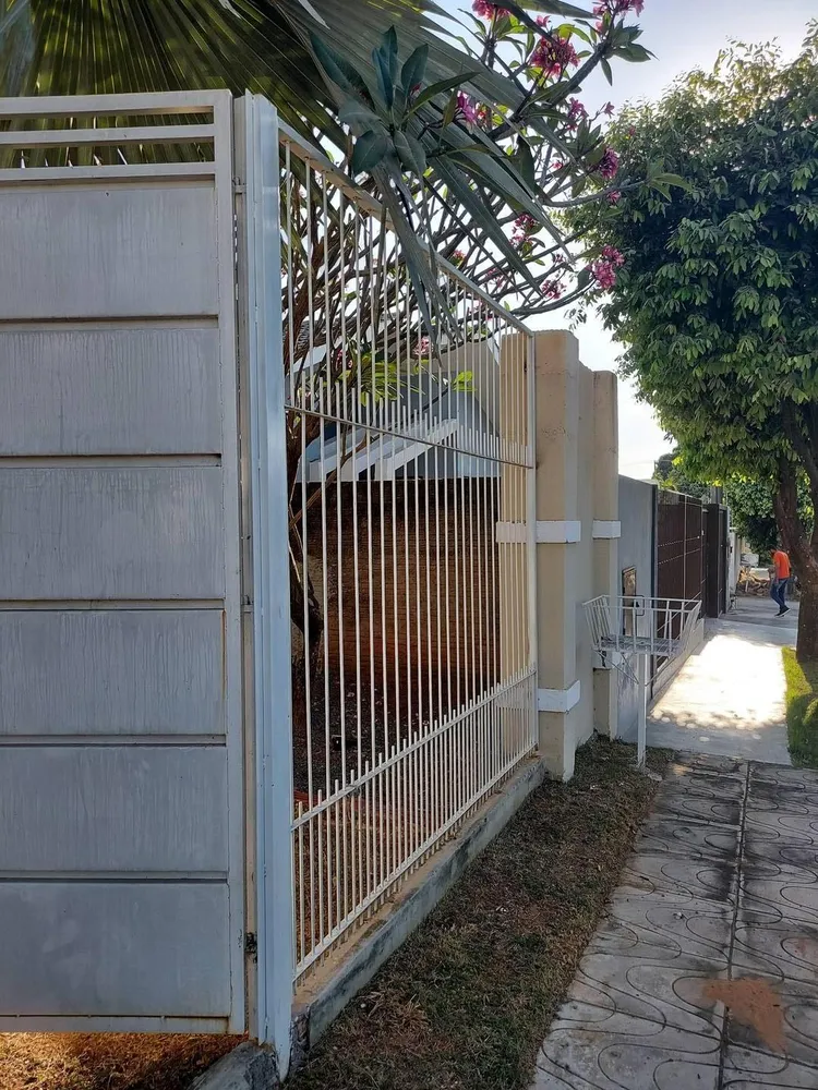 Casa, 3 quartos, 217 m² - Foto 3