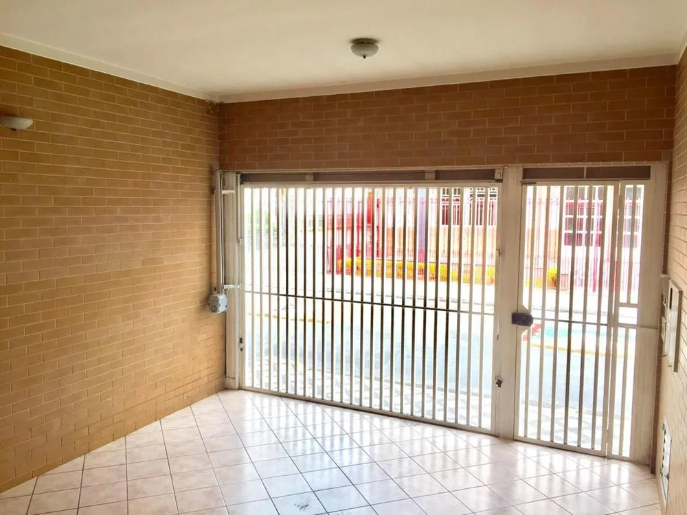 Sobrado, 3 quartos, 245 m² - Foto 3