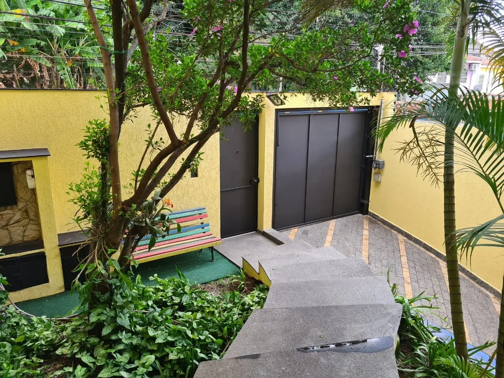 Sobrado, 4 quartos, 320 m² - Foto 1