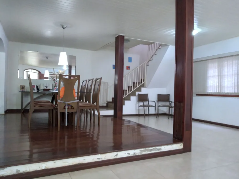Sobrado, 4 quartos, 251 m² - Foto 2