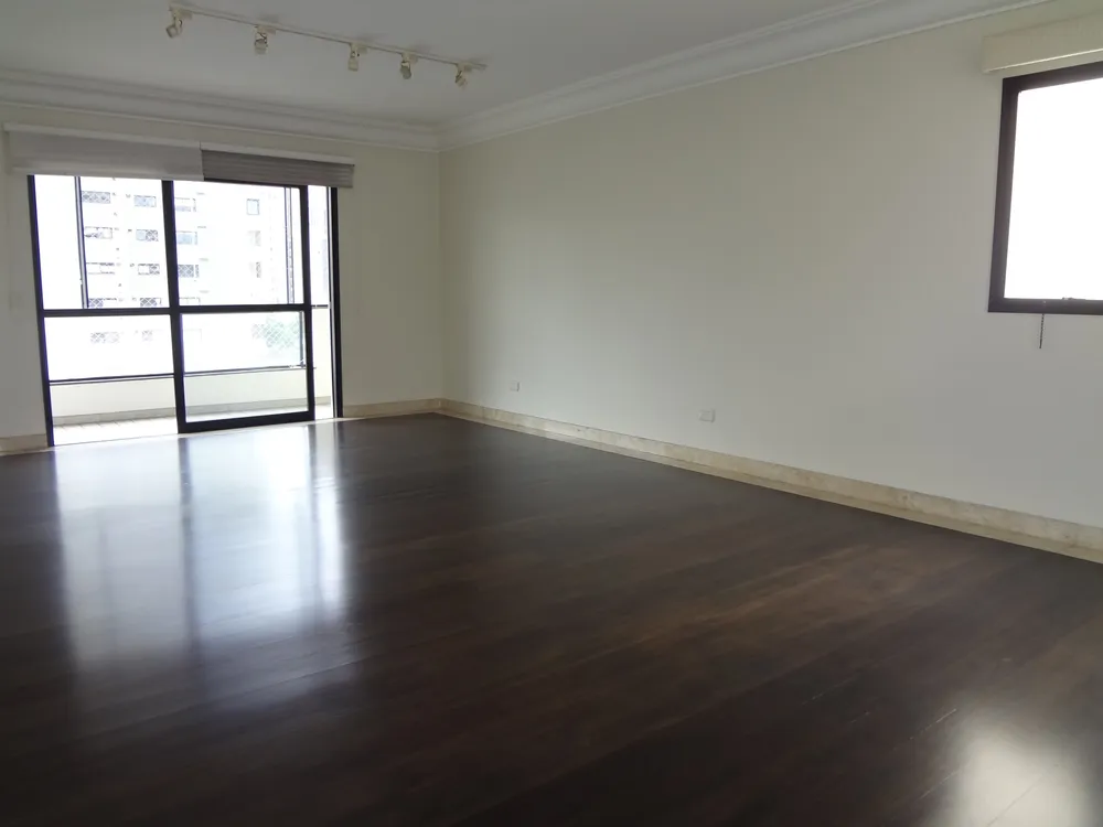 Apartamento, 3 quartos, 250 m² - Foto 1