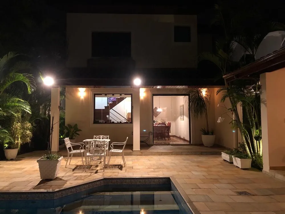 Sobrado, 3 quartos, 253 m² - Foto 1