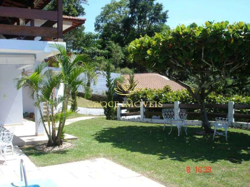 Casa, 5 quartos, 217 m² - Foto 1