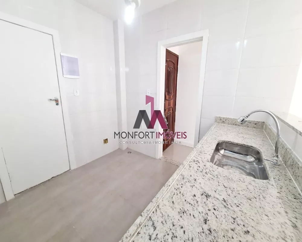 Apartamento à venda com 2 quartos, 70m² - Foto 3