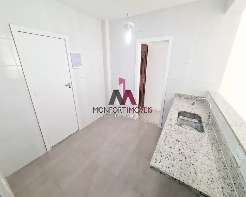 Apartamento à venda com 2 quartos, 70m² - Foto 2