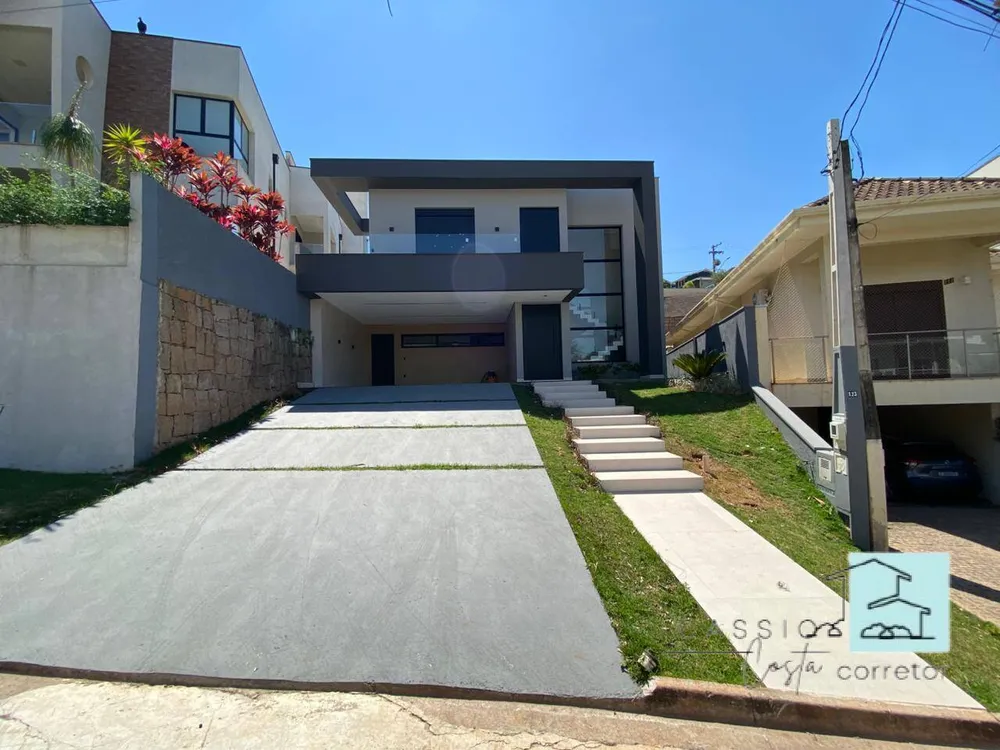 Casa, 3 quartos, 295 m² - Foto 1