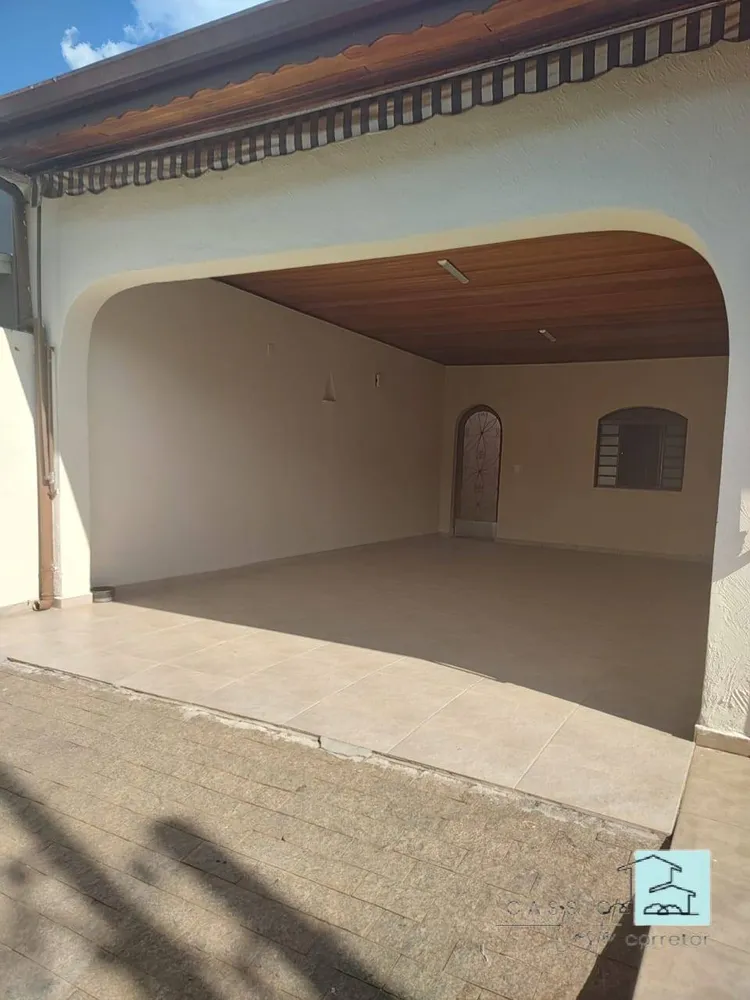 Casa, 3 quartos, 190 m² - Foto 2