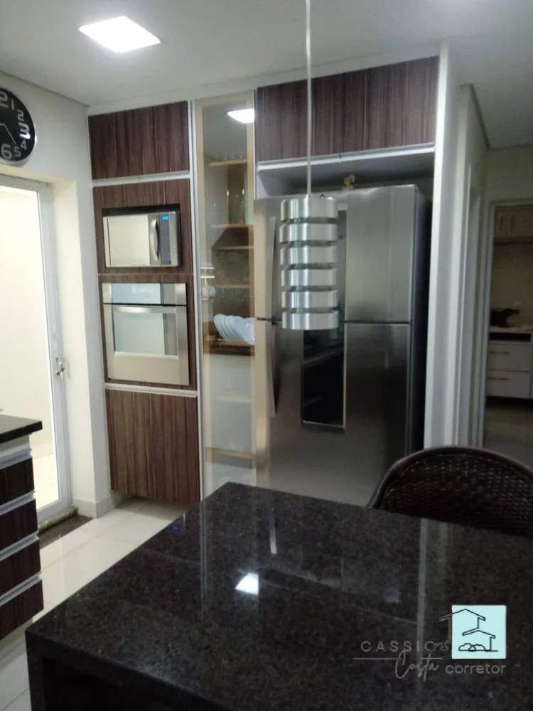 Casa, 4 quartos, 290 m² - Foto 12