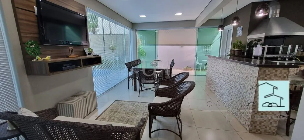 Casa, 4 quartos, 290 m² - Foto 3