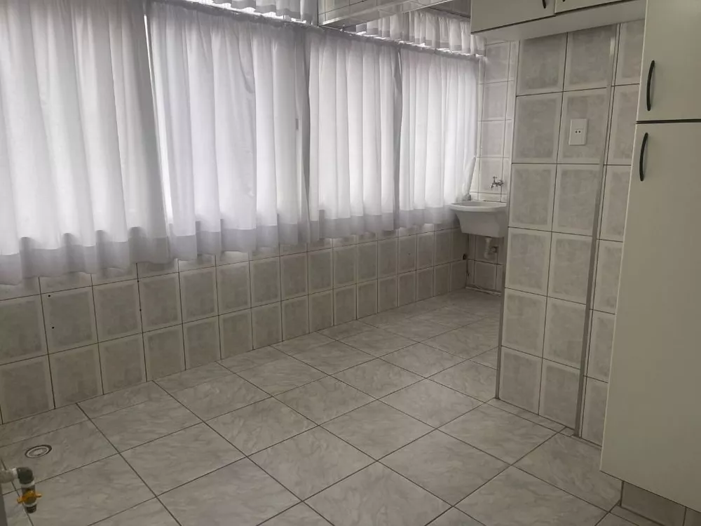 Apartamento à venda com 2 quartos, 105m² - Foto 1